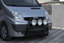 Renault Trafic 2001-2015 гг. Кенгурятник WT018 Black (нерж.) фото 1