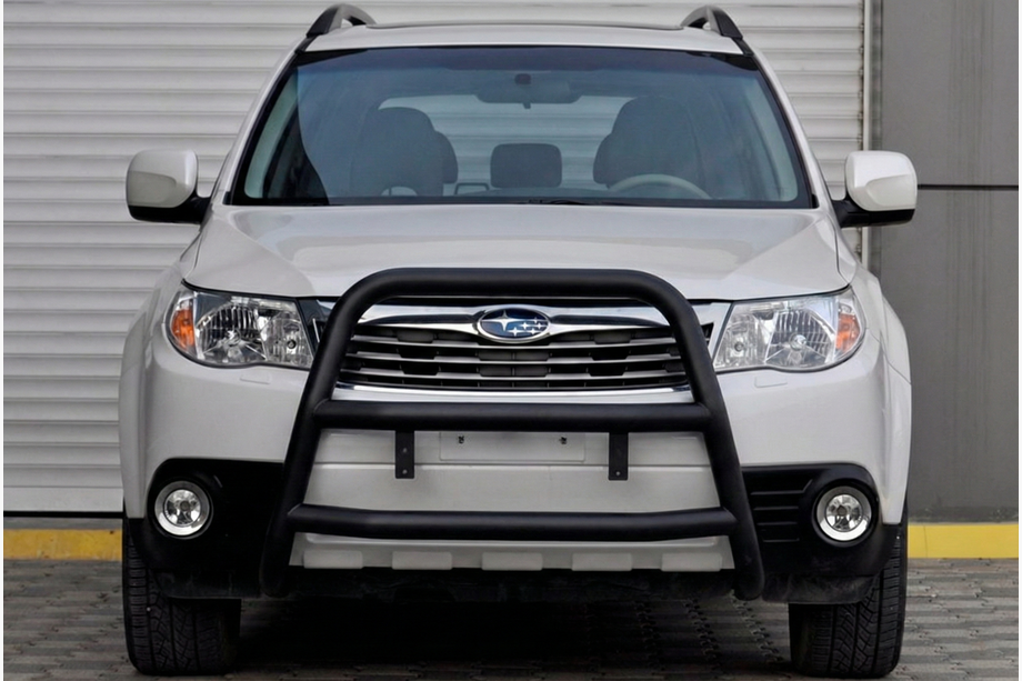 Subaru Forester 2008-2013 гг. Кенгурятник WT018 Black (нерж.) Image