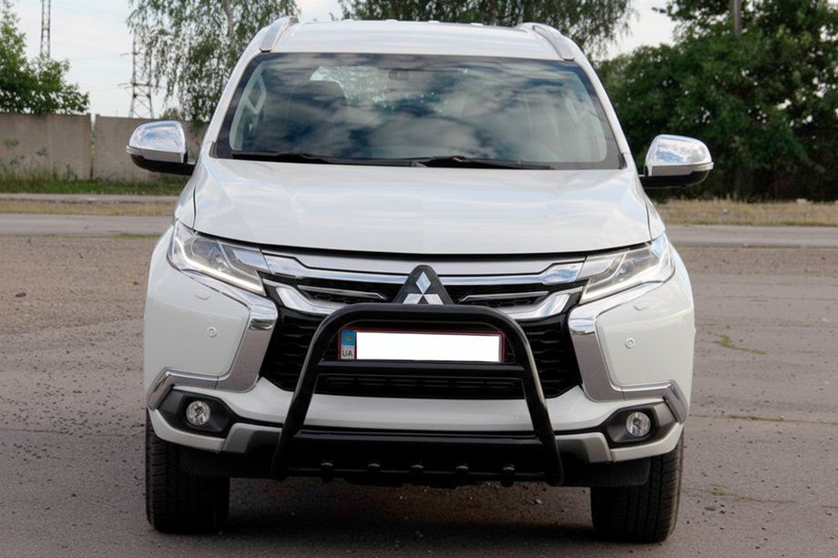 Mitsubishi Pajero Sport 2015- гг. Кенгурятник WT008 Black (нерж) Фото 1