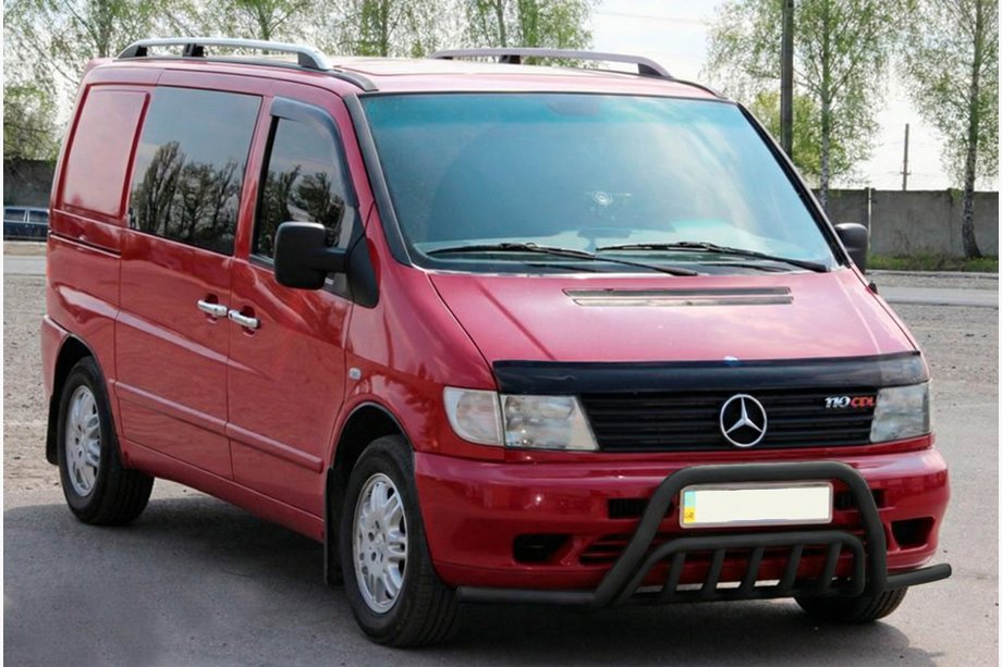 Mercedes Vito W638 1996-2003 гг. Кенгурятник с усами WT002 Plus Black (нерж.) Фото 2