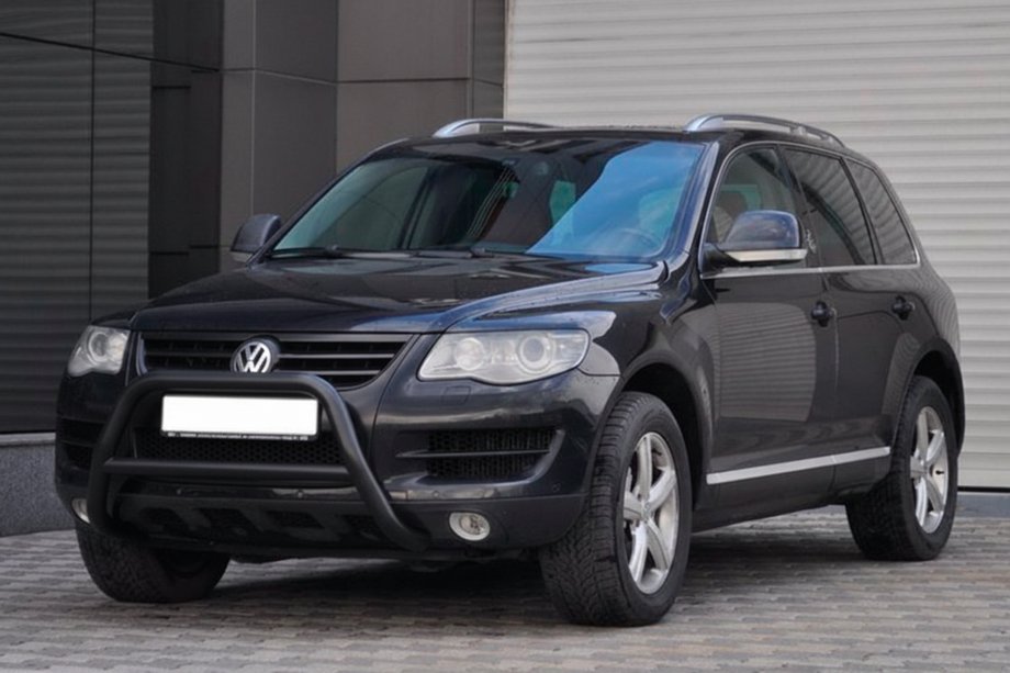 Volkswagen Touareg 2002–2010 гг. Кенгурятник WT005 Colt Black (нерж) Фото 7