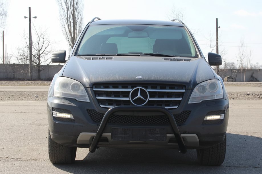 Mercedes ML W164 2005-2011 гг. Передняя защита WT006 Black (нерж) Фото 1