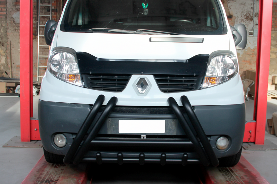 Opel Vivaro 2001–2015 гг. Кенгурятник F1-01 Black (нерж.) Image