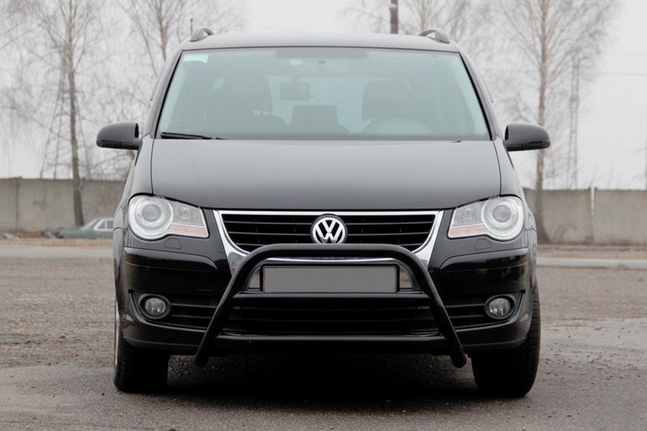 Volkswagen Touran 2003-2010 гг. Кенгурятник WT022 Black (нерж) Фото 2