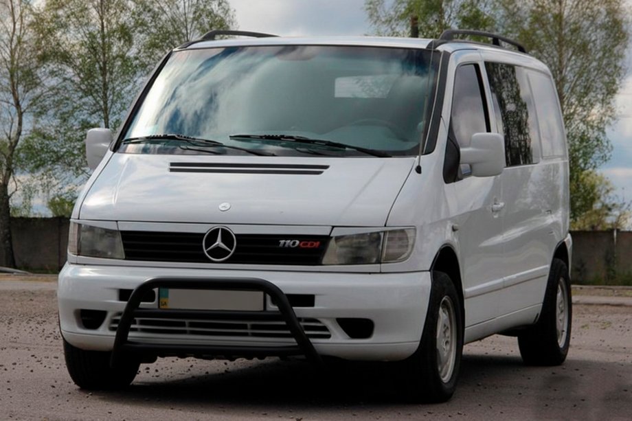 Mercedes Vito W638 1996-2003 гг. Кенгурятник WT022 Black (нерж.) Фото 2