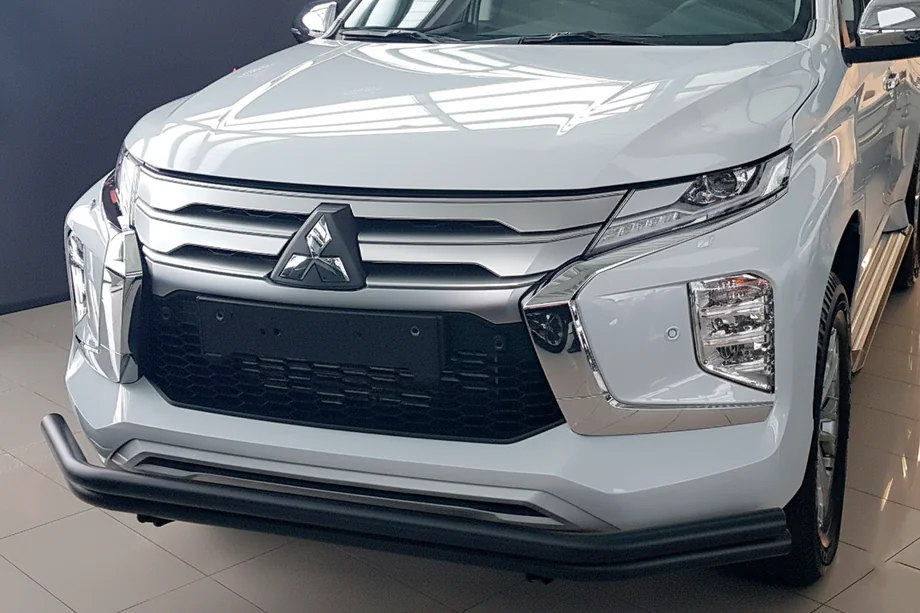 Mitsubishi Pajero Sport 2015- гг. Передняя защита F3-60 Black (2020+, нерж) Image
