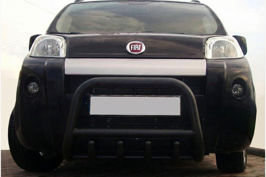 Fiat Fiorino/Qubo 2008-2024 гг. Кенгурятник QT006 Black (нерж.) Фото 1