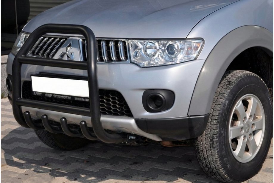 Mitsubishi L200 2006-2015 гг. Кенгурятник QT007 Black (нерж.) Фото 1