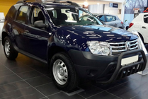 Dacia Duster 2008-2018 гг. Кенгурятник WT002 Black (нерж) фото 4