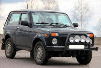 Lada Niva та Urban 1977- гг. Кенгурятник QT007 Black (нерж.) фото 3