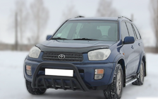 Toyota Rav 4 2001-2005 гг. Передняя дуга WT002 Black (нерж.) фото 2