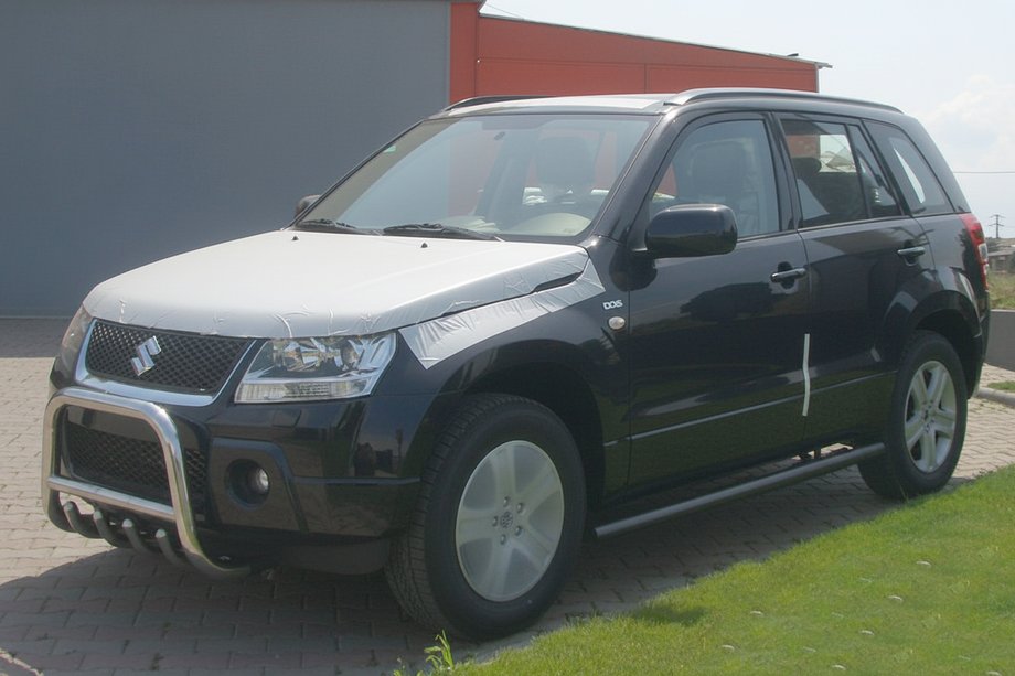 Suzuki Grand Vitara 2005-2017 гг. Боковые трубы Black (2 шт., нержавейка) Фото 2