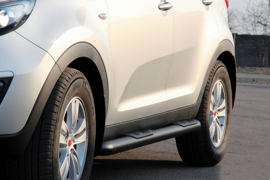 Kia Sportage 2010-2015 гг. Боковые трубы Black (2 шт., нержавейка) Фото 1