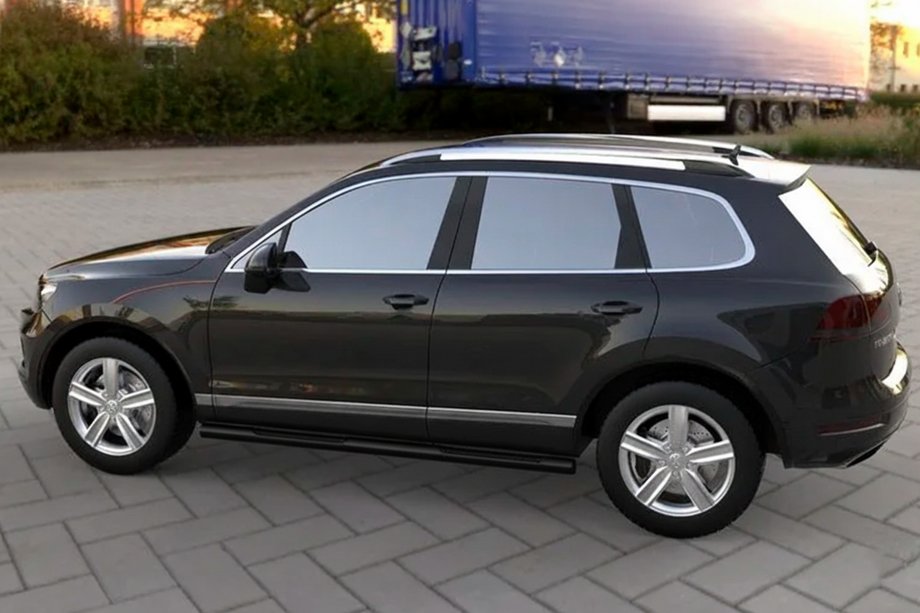 Volkswagen Touareg 2010-2018 гг. Боковые трубы Black (2 шт, нержавейка) Фото 1