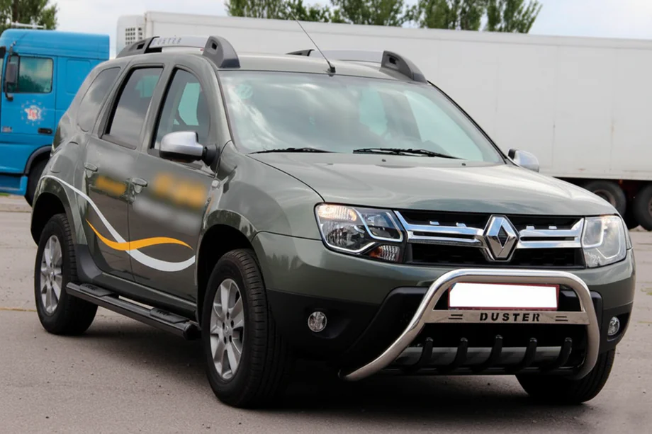 Dacia Duster 2008-2018 гг. Боковые трубы с вставками Black (2 шт., нерж. сталь) Фото 5