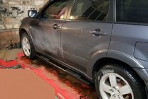 Mitsubishi Outlander 2001-2006 гг. Боковые трубы Black (2 шт., нержавейка) фото 4