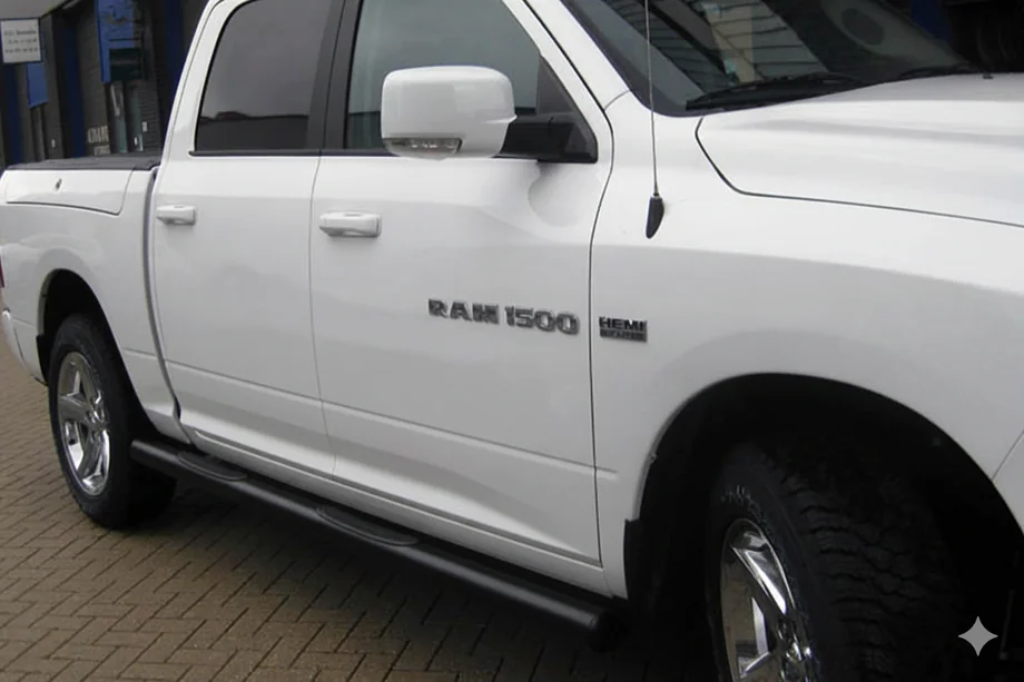 Dodge RAM (DR/DH/D1/DC/DM) 2002–2009 гг. Стандартные Боковые Трубы Black (2 шт., Нержавейка) Image
