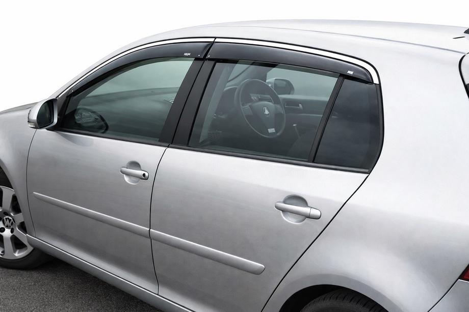 Volkswagen Golf 5 2003-2009 гг. Ветровики с хромированным молдингом (HB, 4 шт, Niken) Фото 1