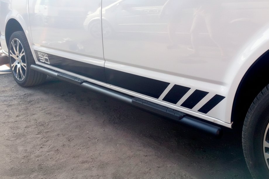 Volkswagen T5 Transporter 2003-2010 гг. Боковые трубы Black (2 шт., нержавейка) Фото 3