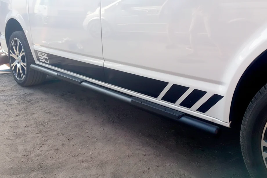 Volkswagen T5 Transporter 2003-2010 гг. Боковые трубы Black (2 шт., нержавейка) Фото 3