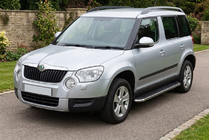 Skoda Yeti 2009-2017 гг. Боковые Подножки Maydos V1 (2 шт., Алюминий и Нержавейка) фото 1