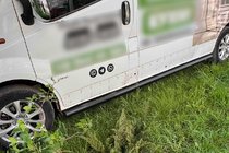 Renault Trafic 2015- гг. Боковые трубы BB002 Черные (2 шт., Нержавейка) фото 5
