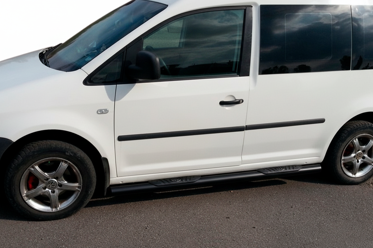 Бічні труби BB001 Black (2 шт., нерж) d60, Стандартна база для Volkswagen Caddy 2020- рр - фото 5
