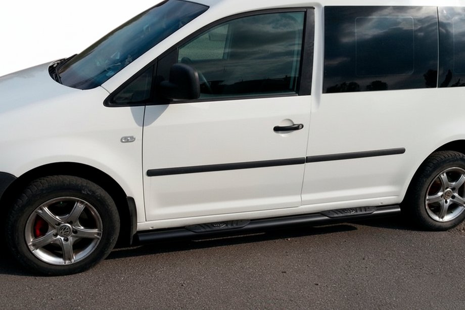 Volkswagen Caddy 2020- гг. Боковые Трубы BB001 Черные (2 шт., Нержавейка) Фото 5