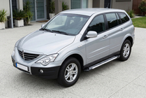SsangYong Action 2005-2018 гг. Боковые Подножки Line (2 шт., Алюминий) фото 1