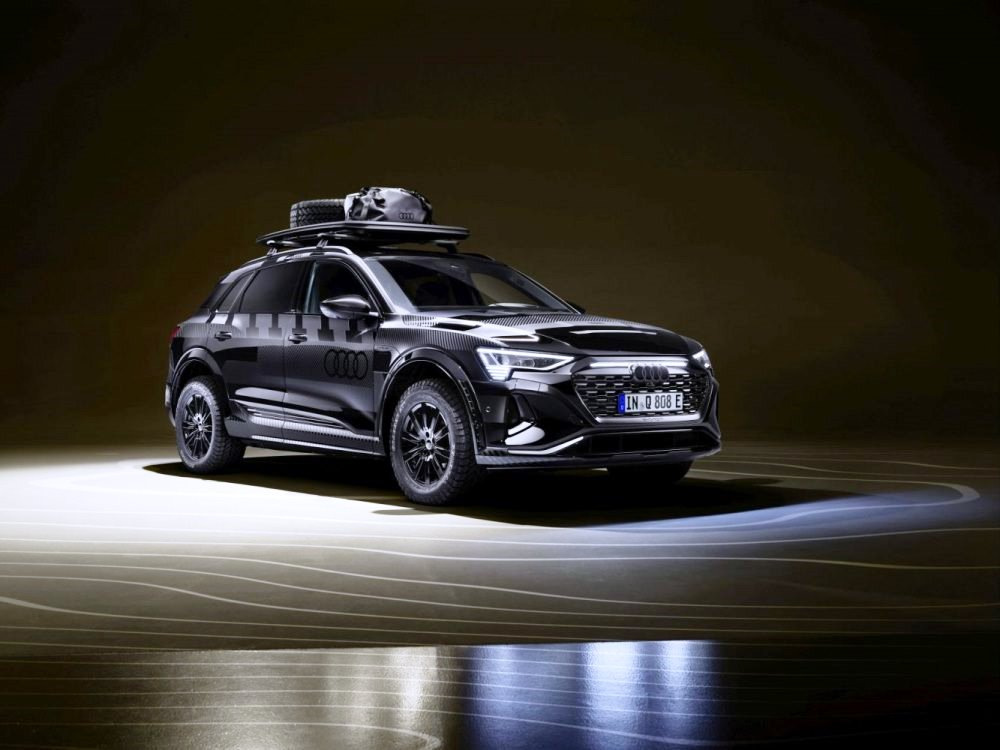 Обзор Audi Q8 e-tron edition Dakar