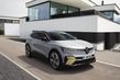 Renault Megane E-Tech Electric: компактный электрический хэтчбек фото 1