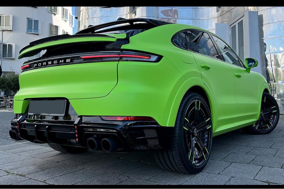 Porsche Cayenne 2018- гг. Комплект обвеса LRT-Design Carbon (для 2023-2026) Фото 3