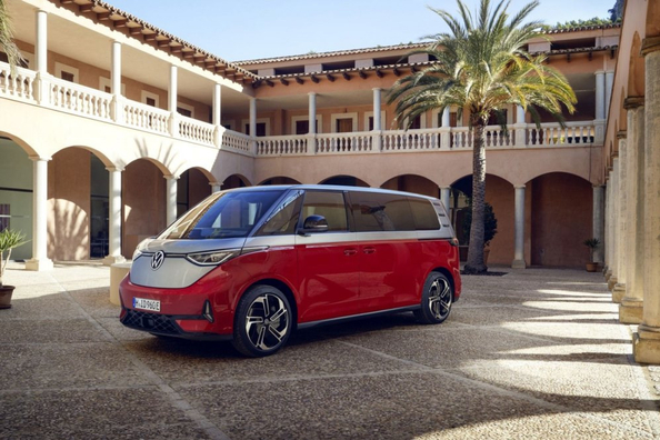 Обзор Volkswagen ID. Buzz GTX (Long, 91 kWh): Самый мощный электрический минивэн