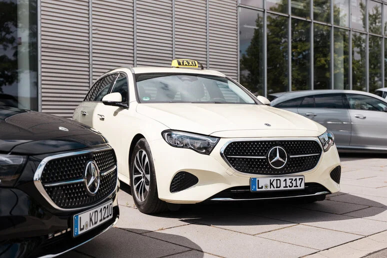 Стоит ли покупать автомобиль после такси?