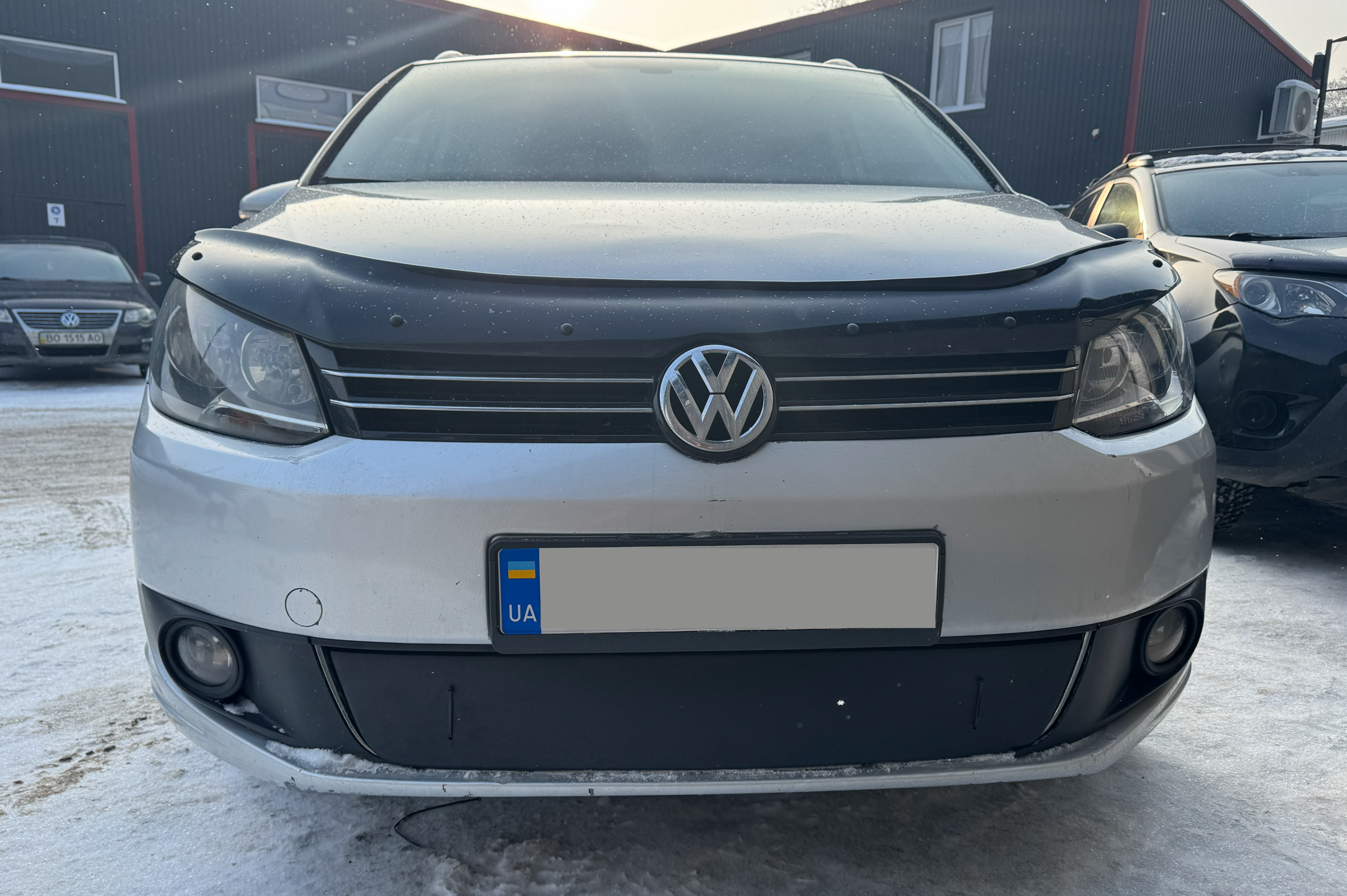 Зимова накладка на решітку (нижня) Матова для Volkswagen Touran 2010-2015 рр - фото 5