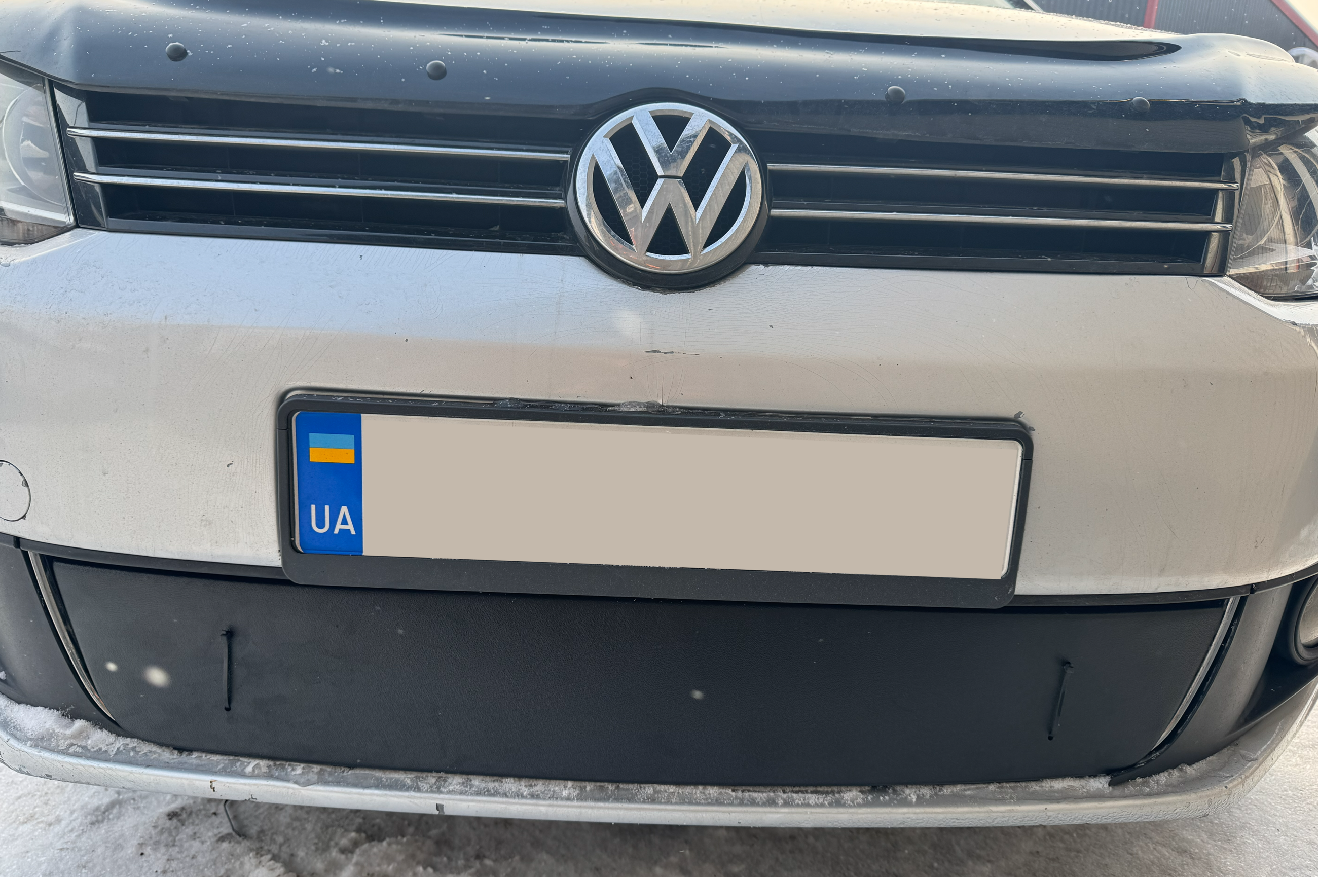 Зимова накладка на решітку (нижня) Матова для Volkswagen Touran 2010-2015 рр - фото 4