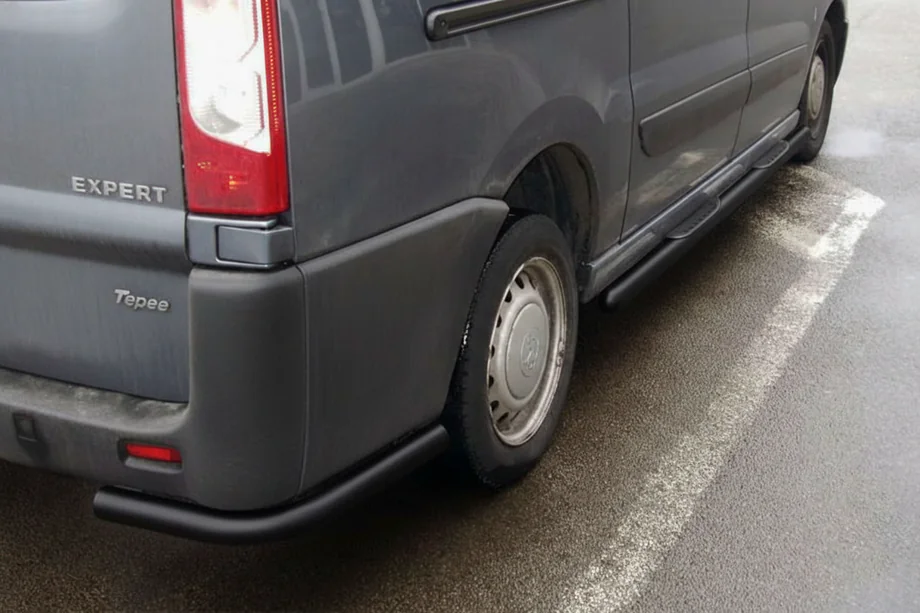 Citroen Jumpy 2007–2017 гг. Задние углы Black (2 шт., нержавейка) Image