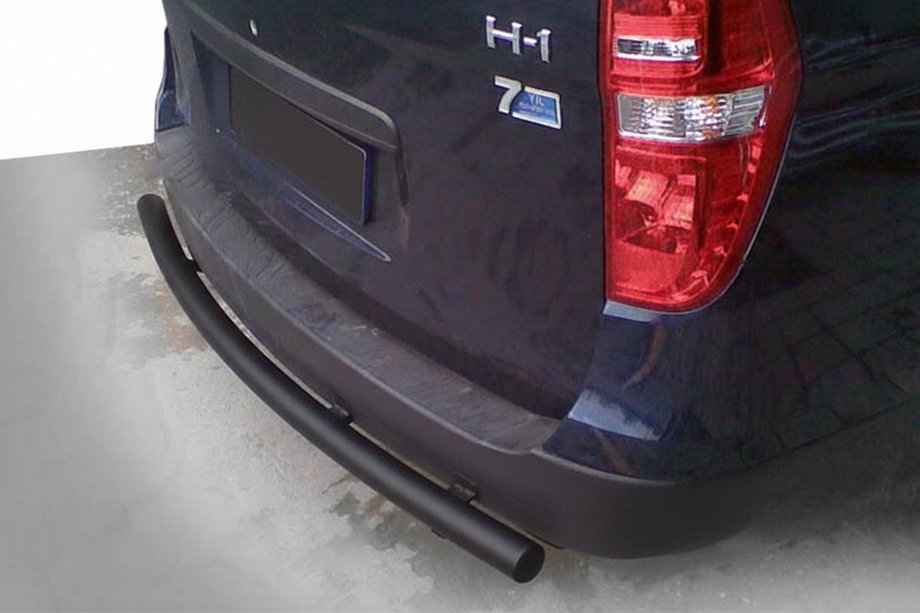 Hyundai H300, H1, Starex 2008-2020 гг. Задняя дуга AK002 Черная (нерж.) Image