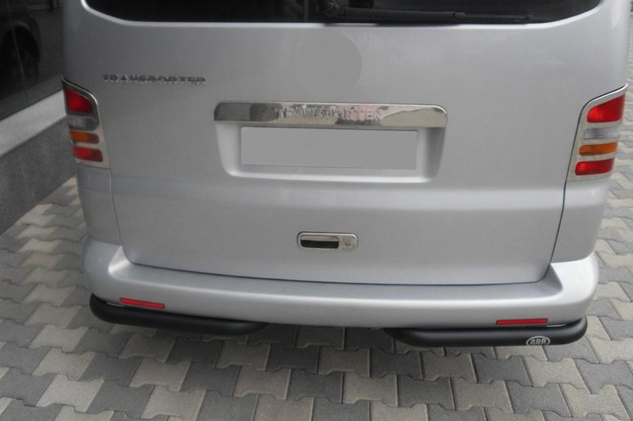 Volkswagen T5 Transporter 2003-2010 гг. Задние углы AK003 Черный (2 шт, Нержавейка) Фото 1