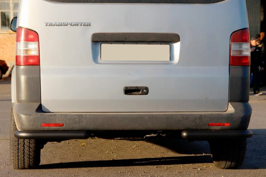Volkswagen T5 Transporter 2003-2010 гг. Задние углы AK003 Черный (2 шт, Нержавейка) Фото 9