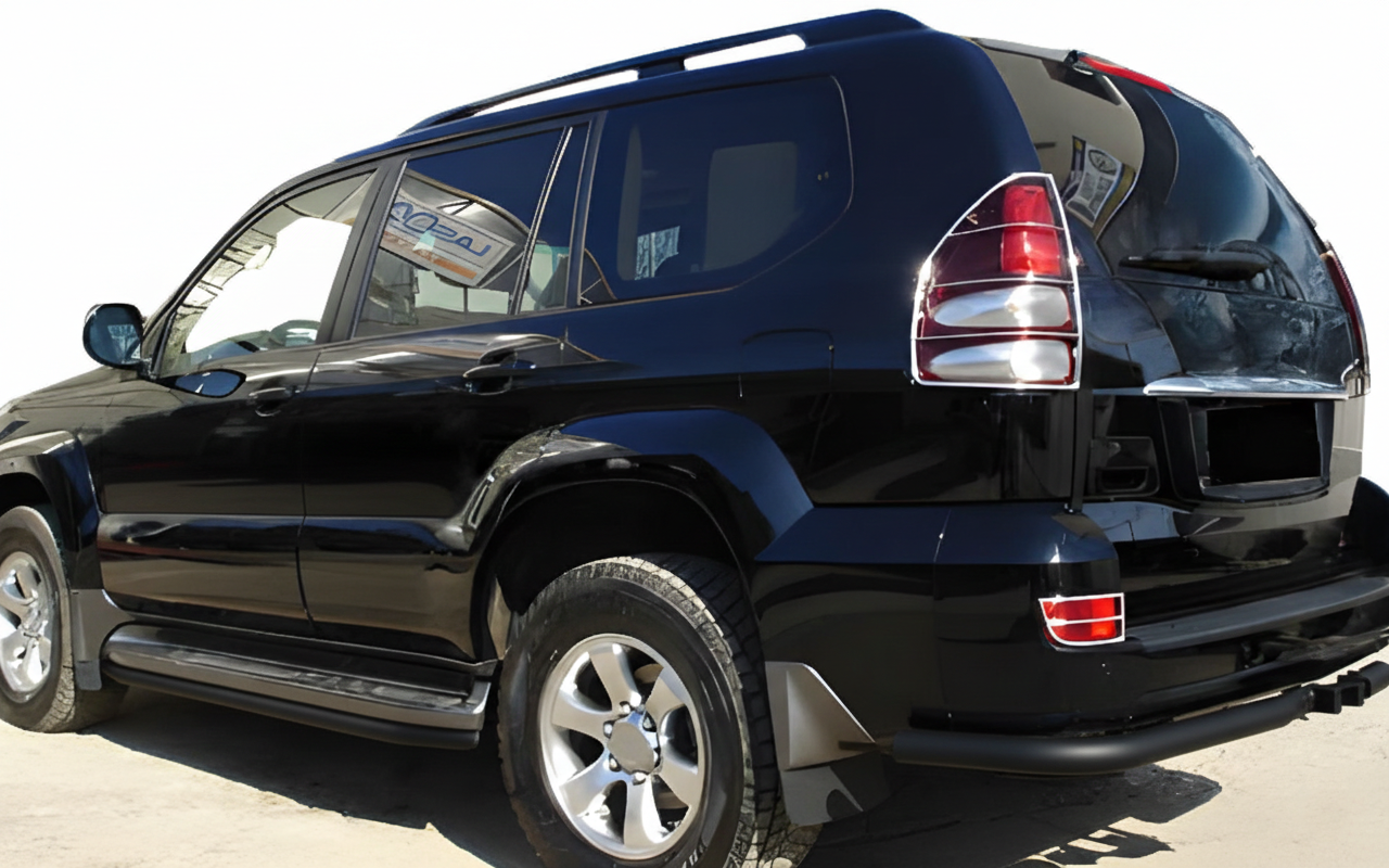 Задні куточки AK003 Black (2 шт., нерж) для Toyota Land Cruiser Prado 120 2002-2009 рр
