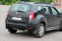 Renault Duster 2008–2017 гг. Задняя дуга Black (нерж.) фото 3