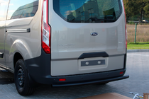 Ford Custom 2013-2022 гг. Задняя дуга AK002 Черная (нерж. сталь) фото 3