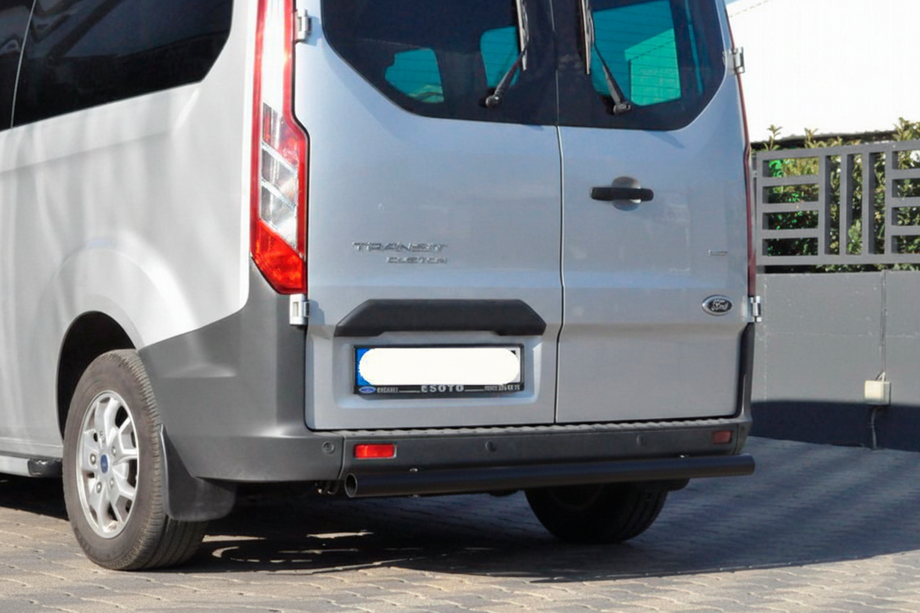 Ford Custom 2013-2022 гг. Задняя дуга AK002 Черная (нерж. сталь) Image