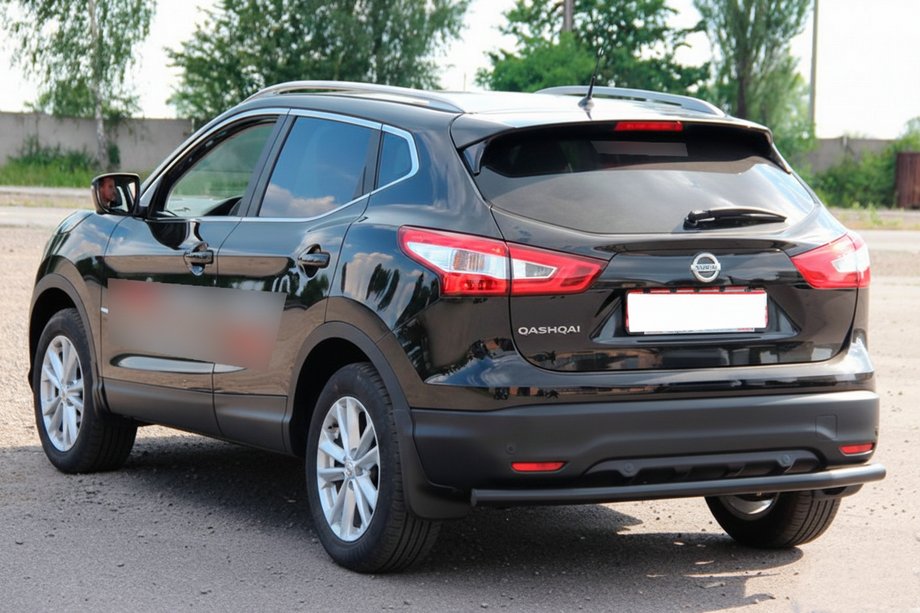 Nissan Qashqai 2014-2021 гг. Задняя дуга AK002 Черная (нерж. сталь) Фото 3