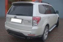 Subaru Forester 2008-2013 гг. Задняя дуга AK002 Черная (нерж. сталь) фото 1