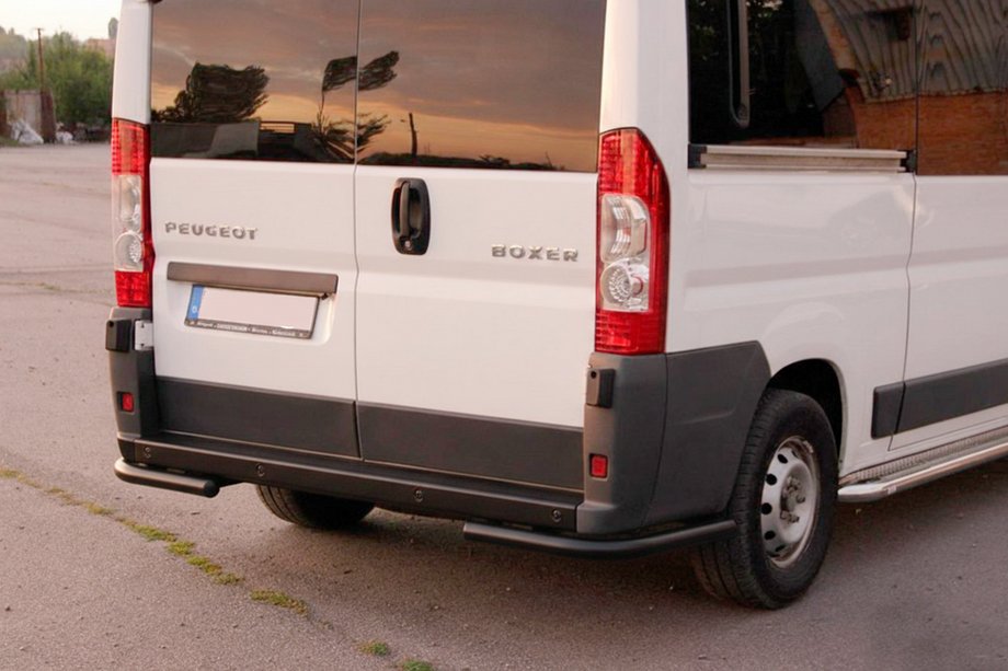 Citroen Jumper 2007-2025 гг. Задние уголки AK003 Черные (2 шт., нержавейка) Фото 2