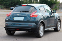 Nissan Juke 2010-2019 гг. Задняя дуга AK002 Черная (нерж. сталь) фото 3