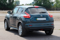 Nissan Juke 2010-2019 гг. Задняя дуга AK002 Черная (нерж. сталь) фото 4