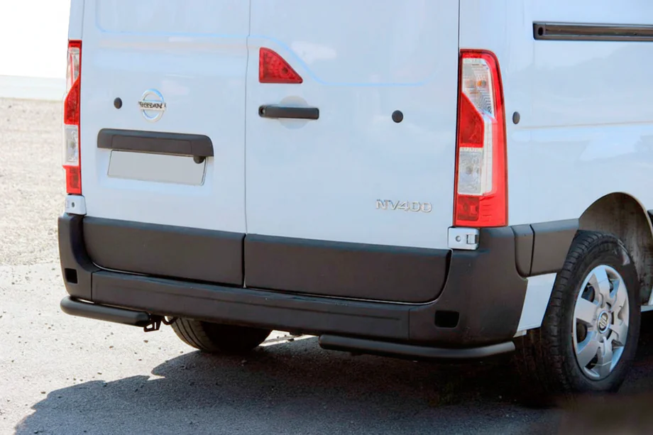 Renault Master 2011-2023 гг. Задние уголки AK003 Черные (2 шт., нержавейка) Фото 2